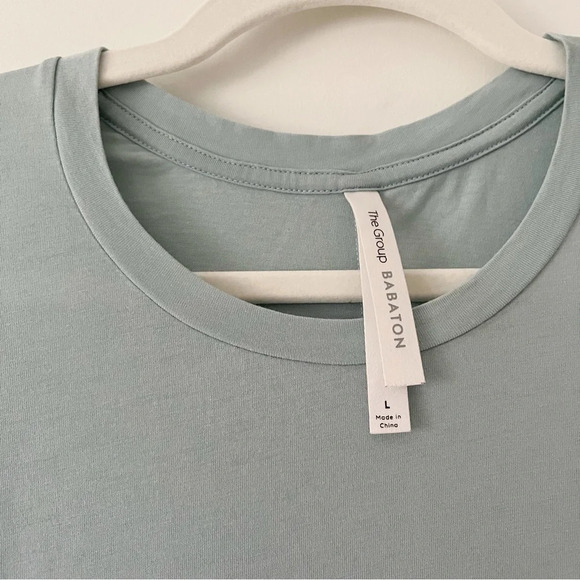 Aritzia Babaton Lagarde T-Shirt in Sea Spray Embroidered Snake Plant Siz… - Picture 5 of 6